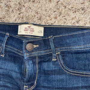 Hollister low rise dark blue shorts